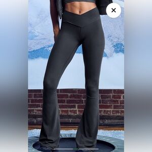 Offline by Aerie Real Me High-Waisted Crossover Smoked Gray Flare Leggings